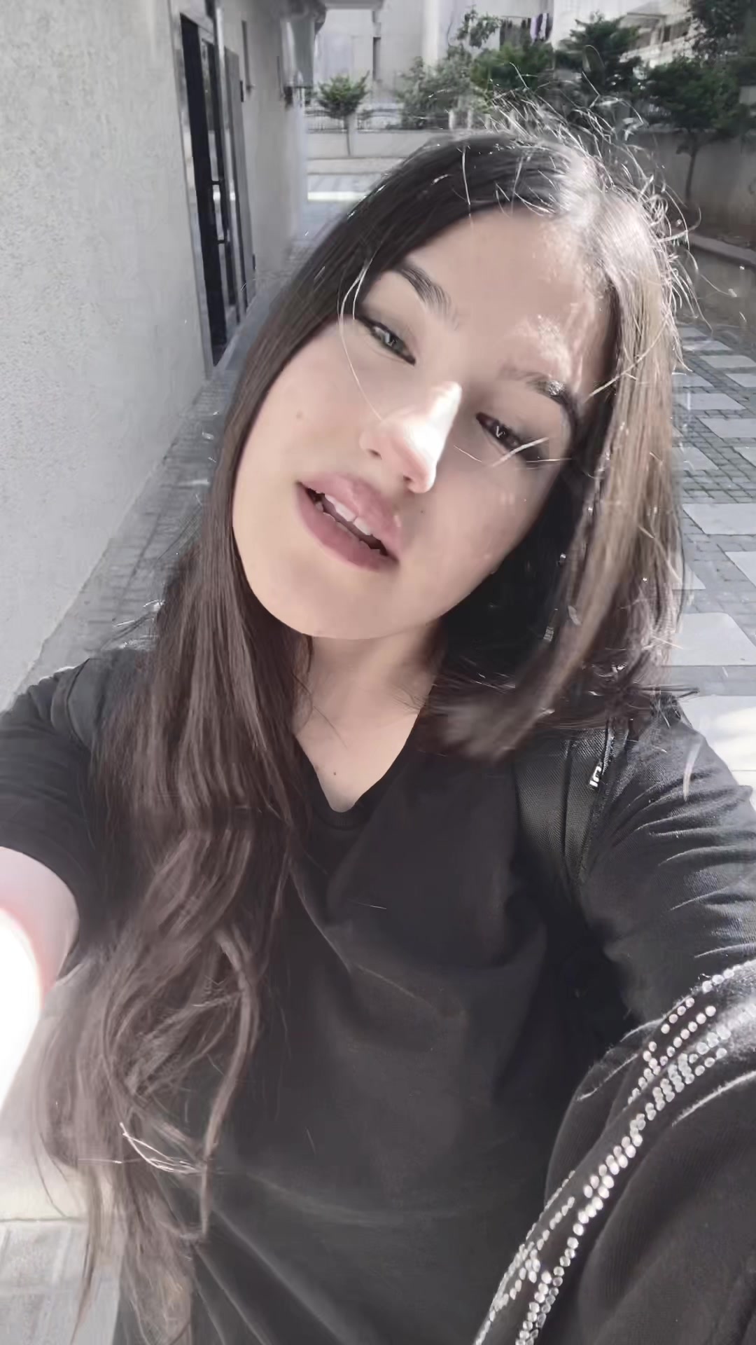 @r.ravzaayy