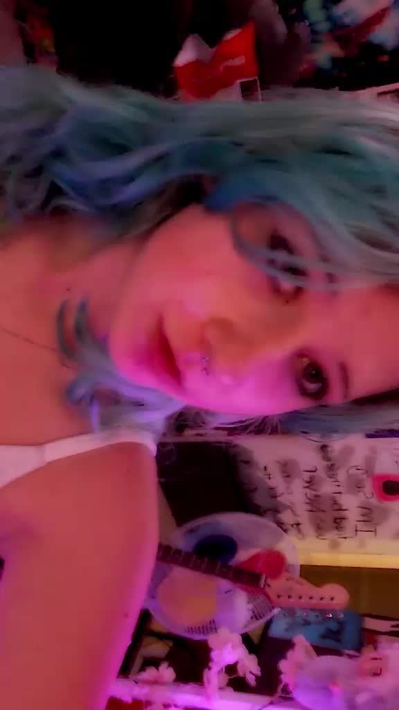 @Lilyyy
