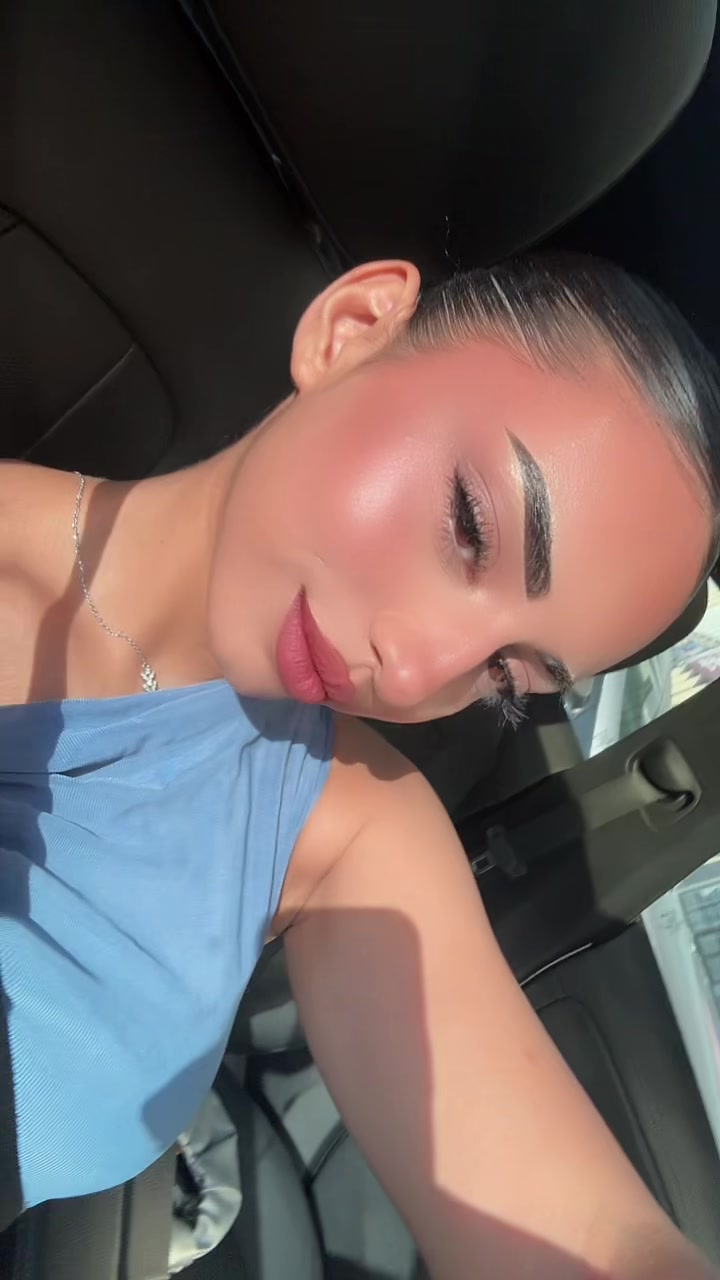 @Mel 🤍