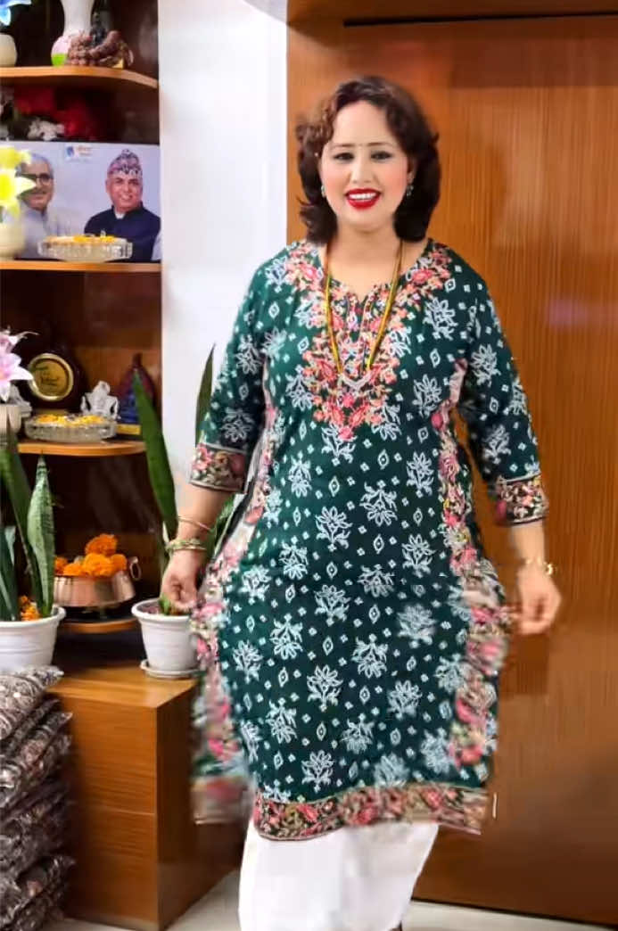 @Unique Collection,Jadibuti Ktm