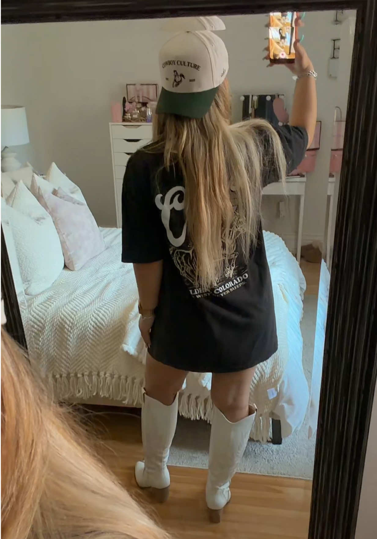 @Eve Lauren