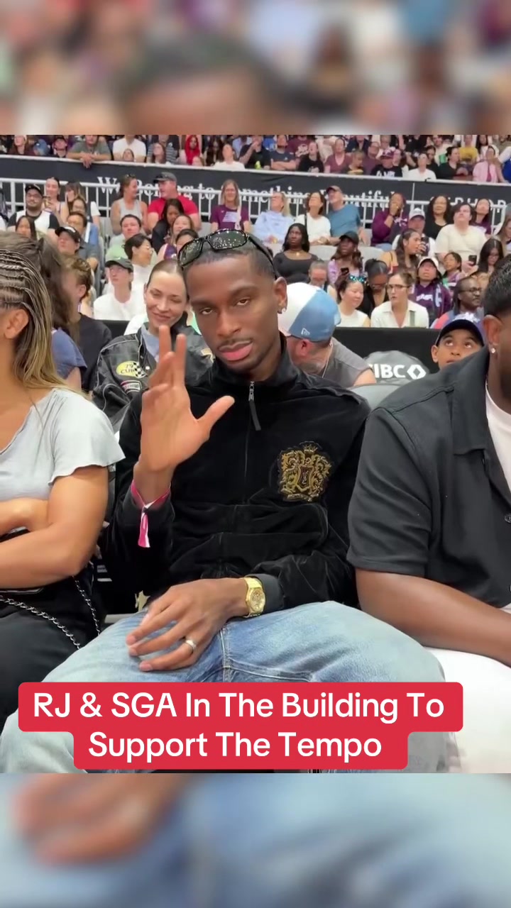 @theScore