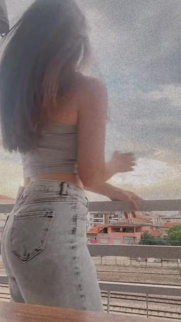 @G&uuml;lnur Kırmızı