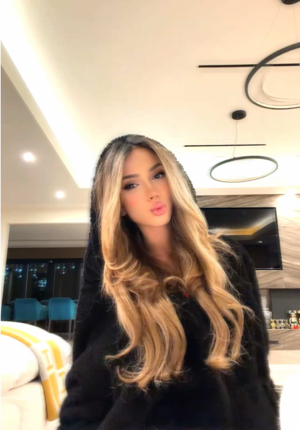 @saratkd7_