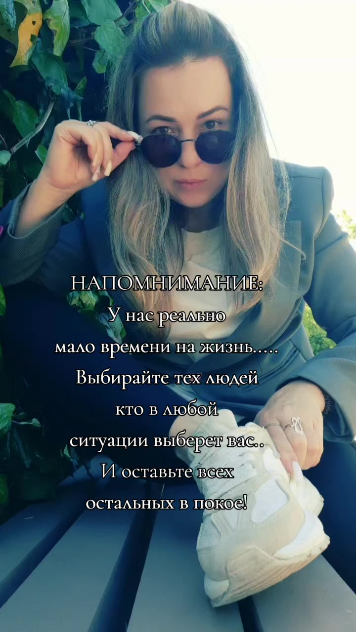 @🖤A.V.🤍💙❤️