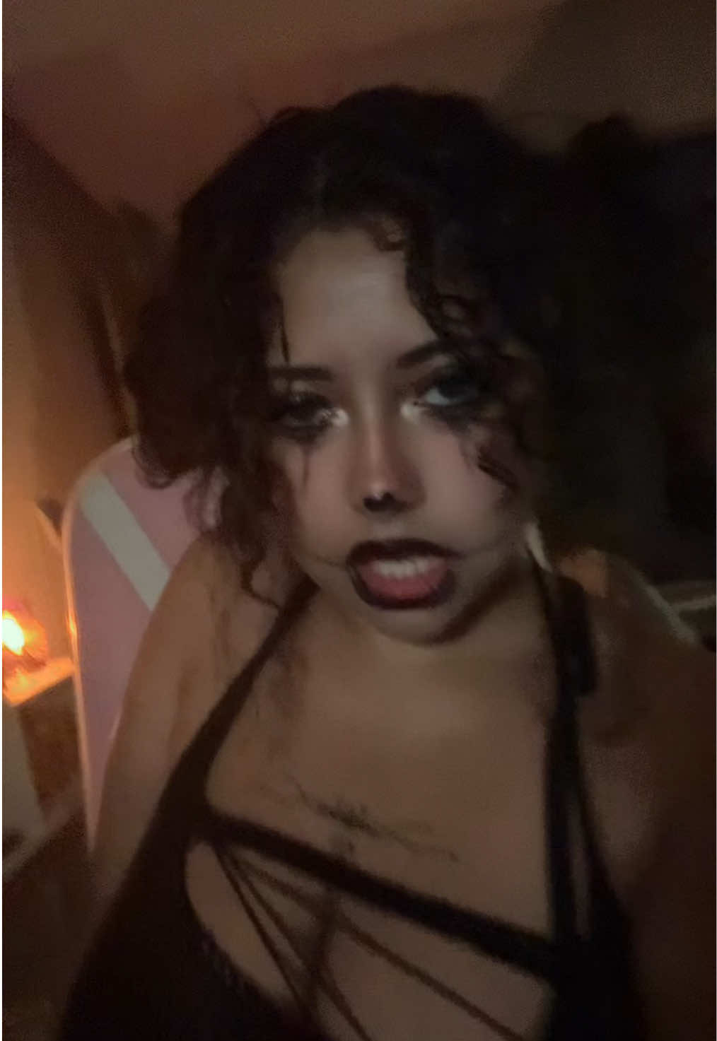 @zhalixia | Streamer