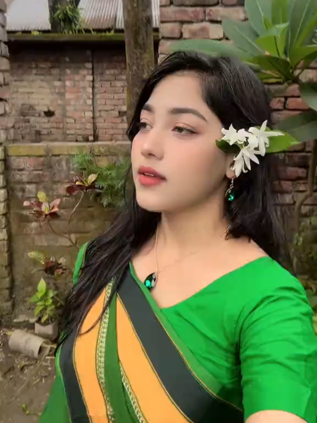 @ঐশ্বর্য 🌷