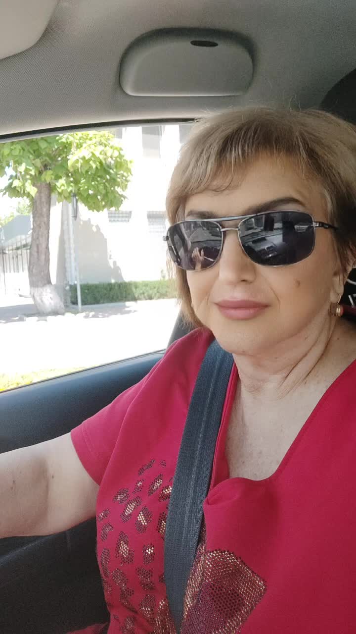 @Elena Moraru