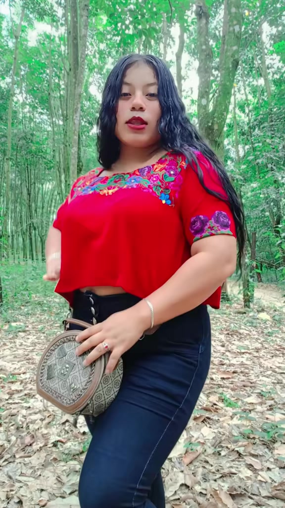 @♥️Flõřý🌻♾️J̣̌Ÿ🥰