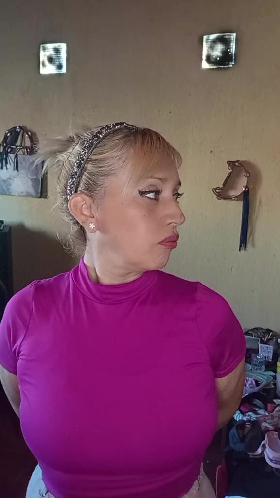 @Stella Cortez