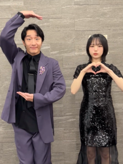 @映画『おそ松さん 人類クズ化計画!!!!!?』公式