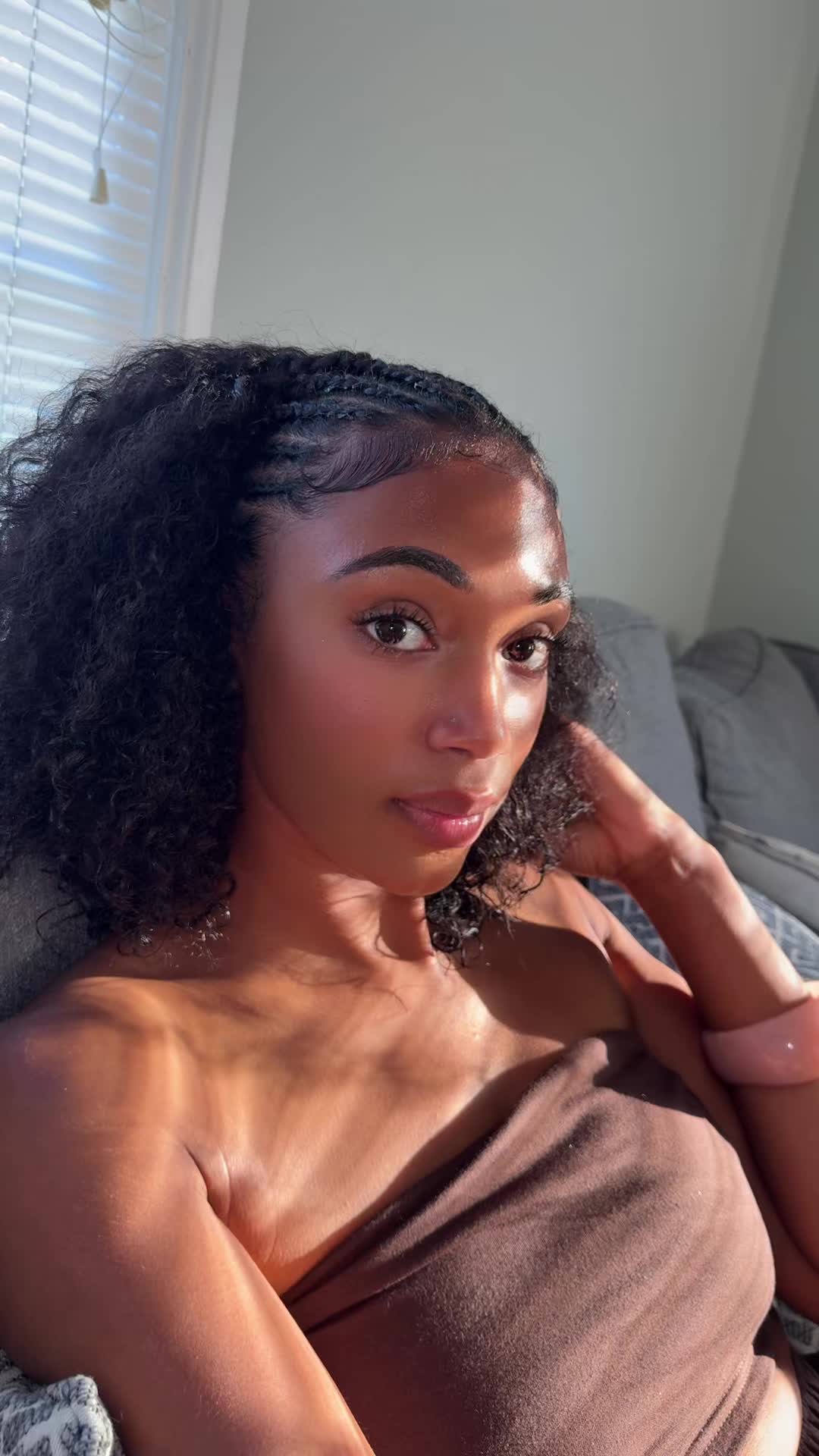 @TheRealGoldenbeautii
