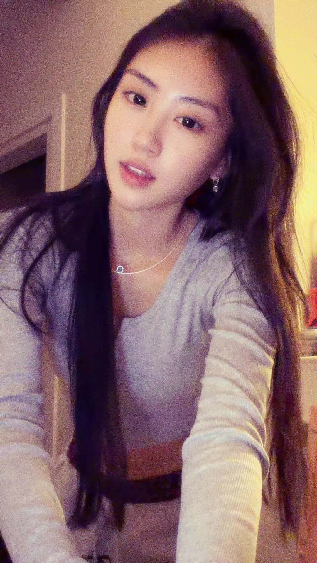 @容