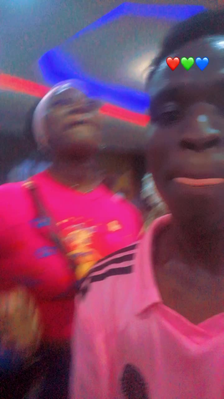 @itz bolomson footballer