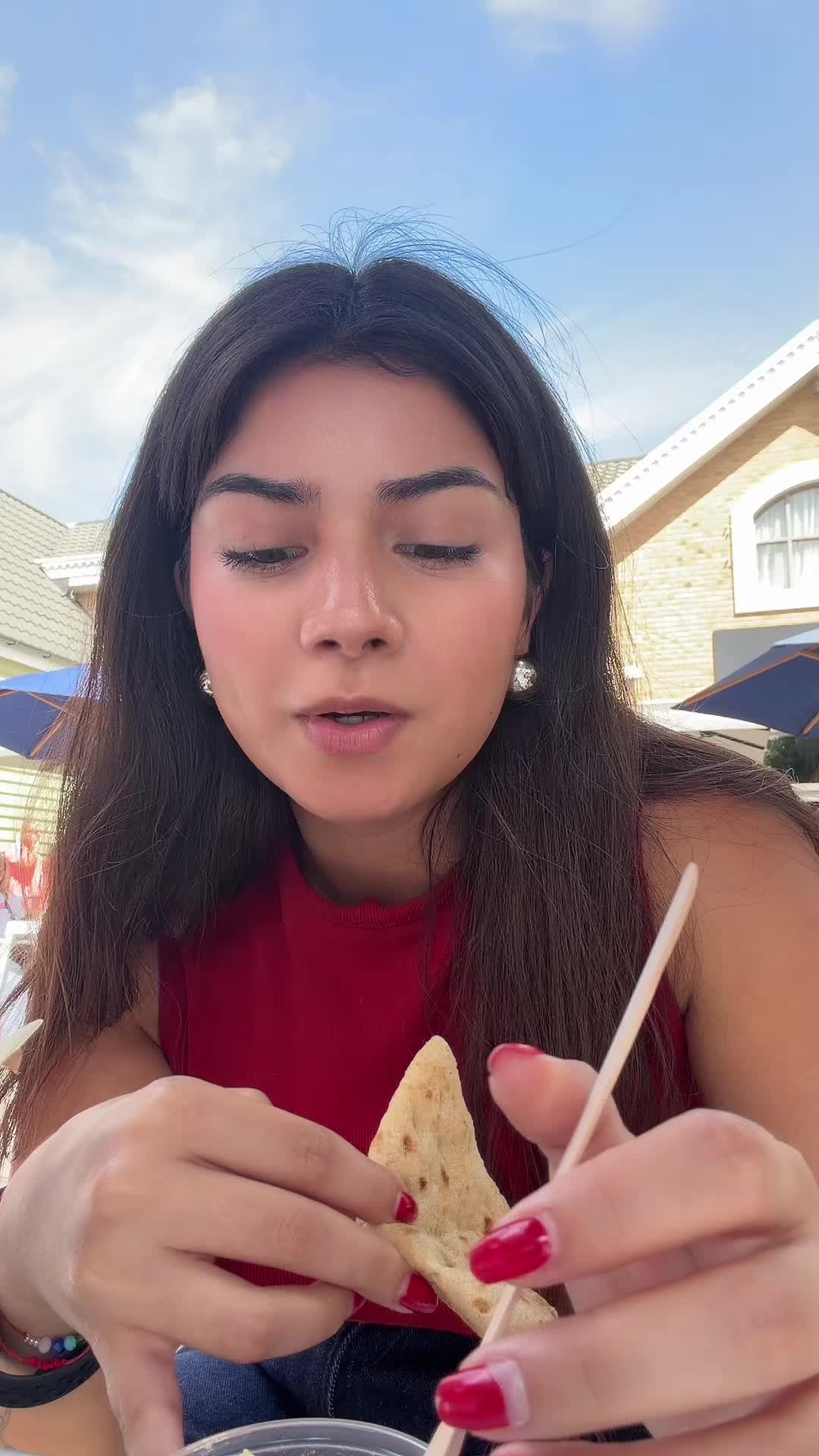 @Valentina Elena