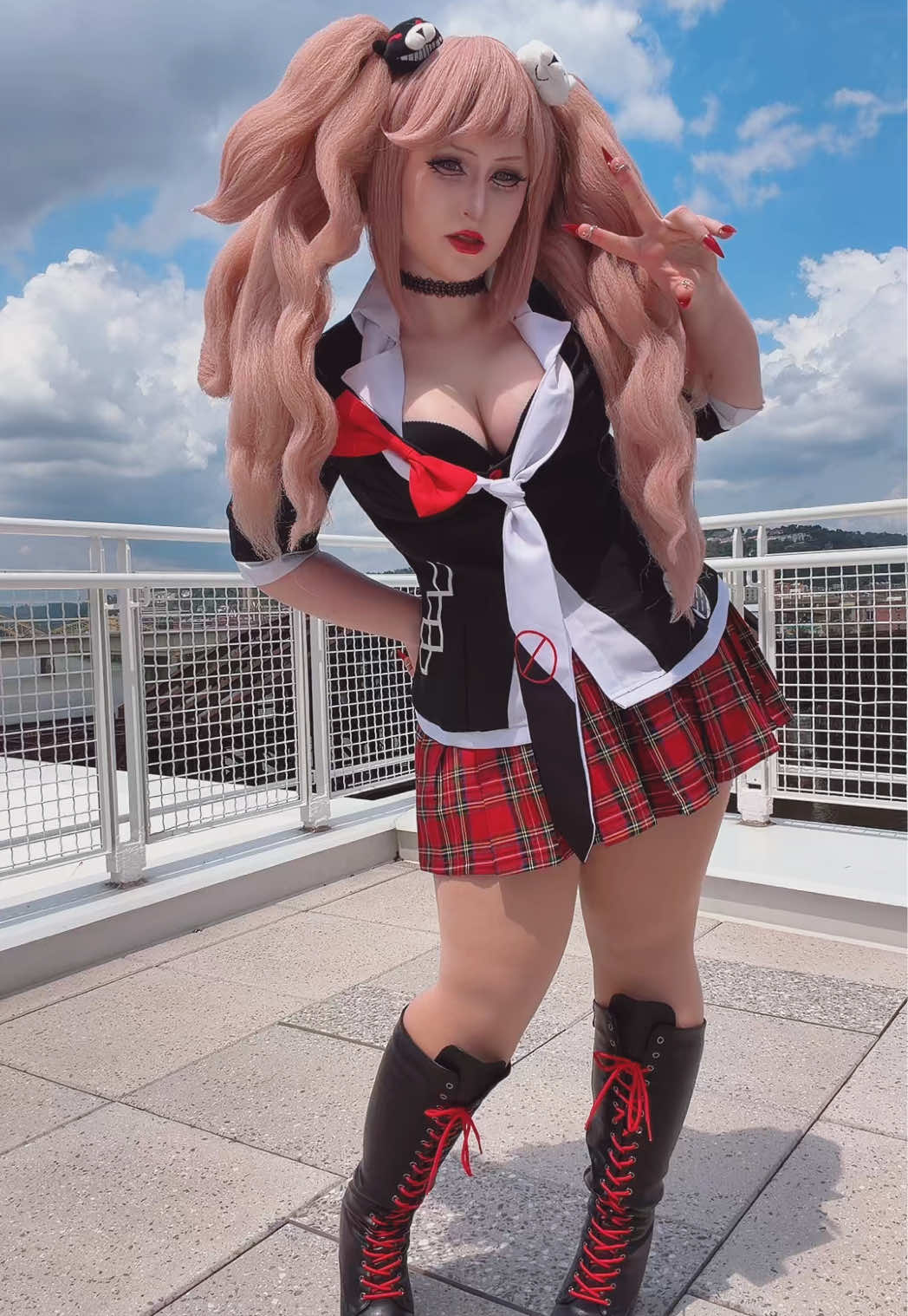 @𝗘𝗹𝗶