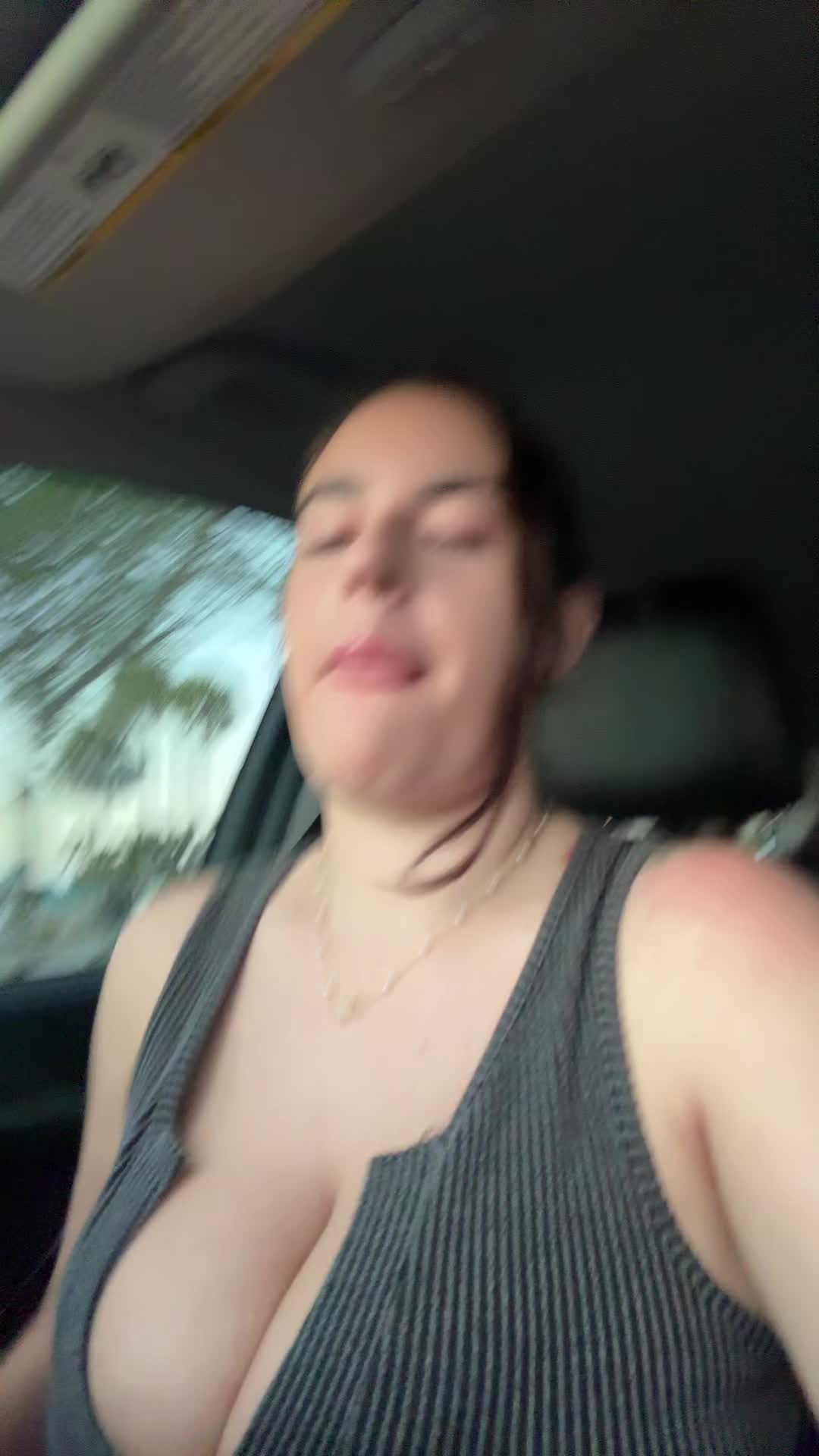 @Maddielizxo