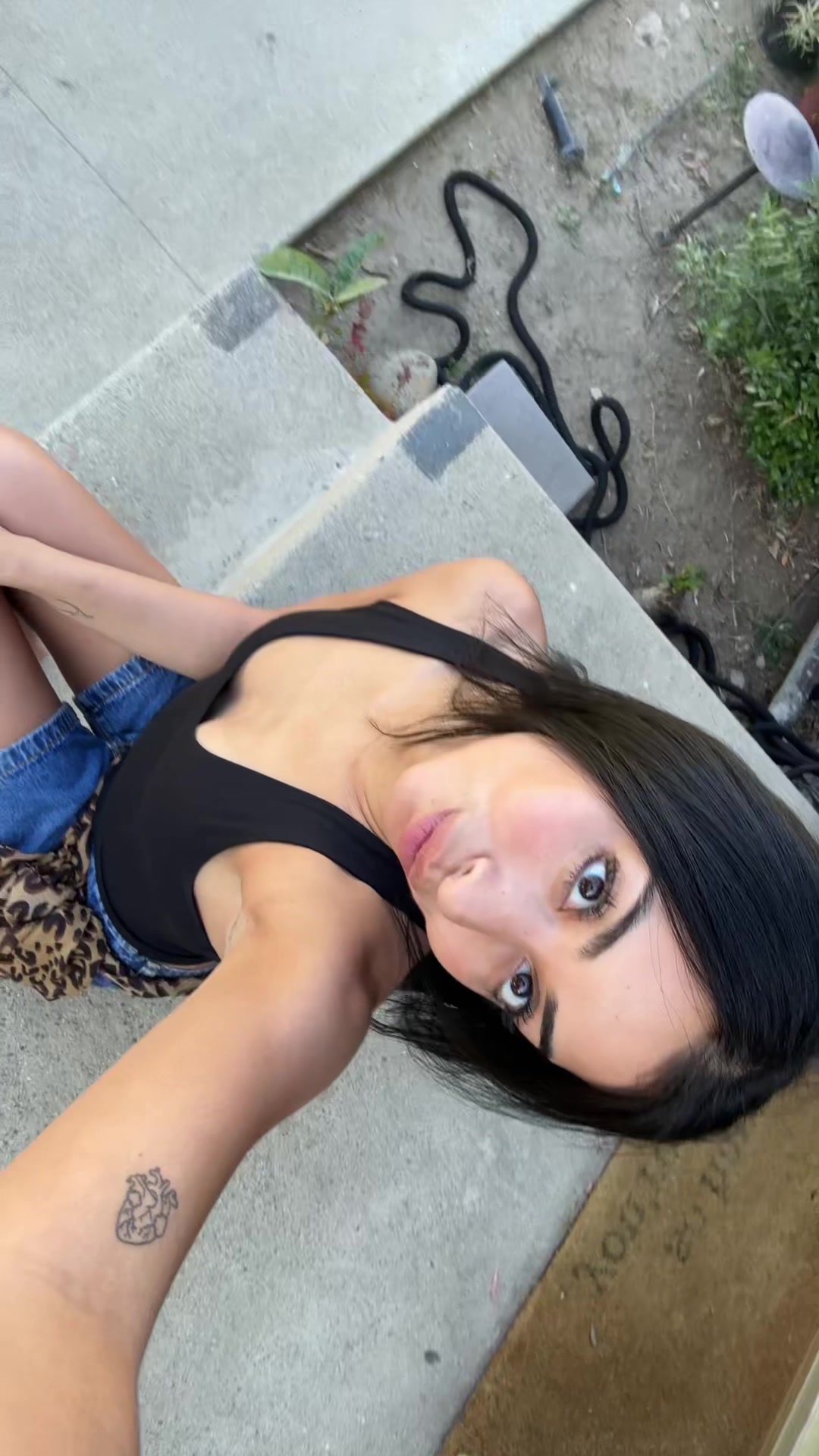 @nawzli