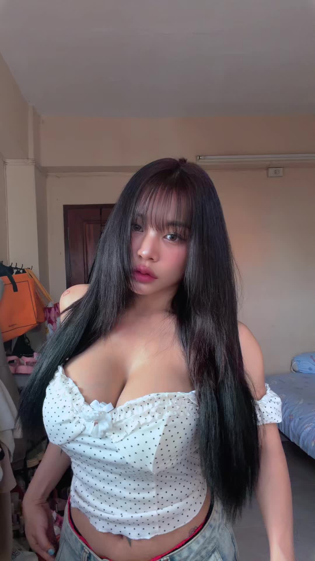@Babe Moe