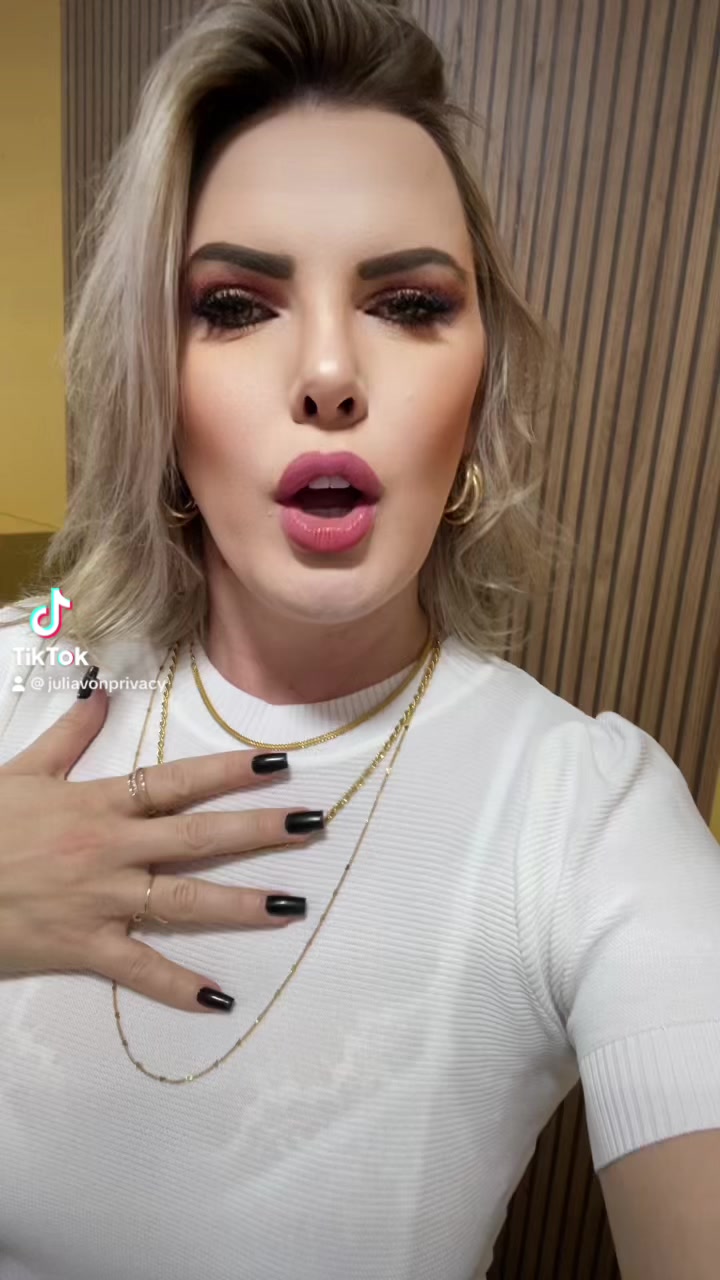 @Juliavon