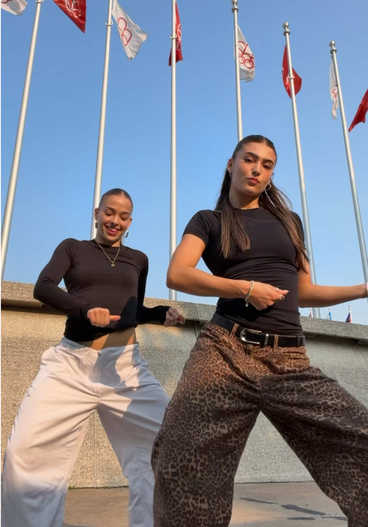 @Beginsisters Official