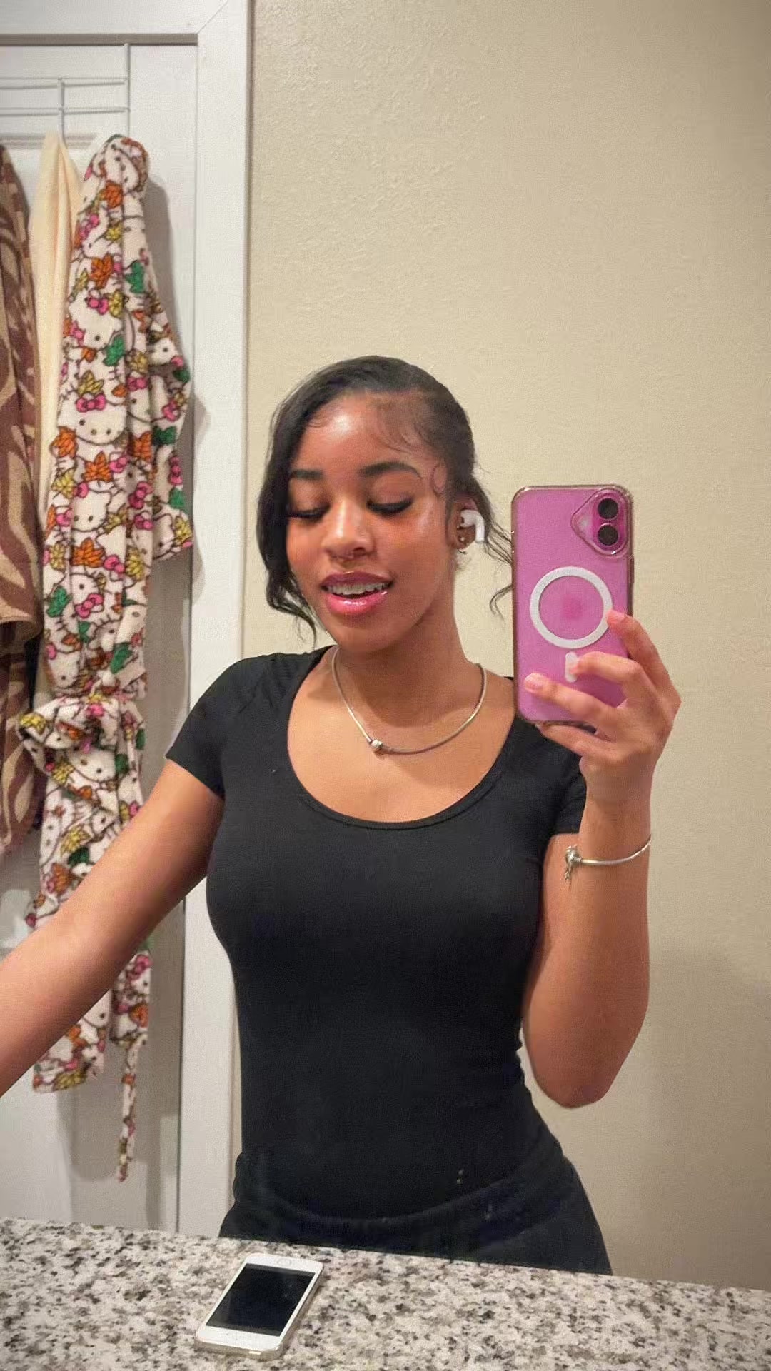 @niniiyanna