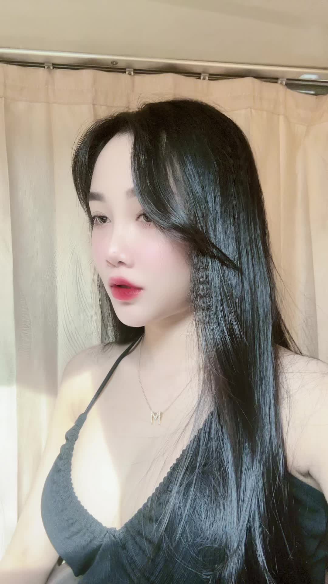 @Yana Mai  🐉