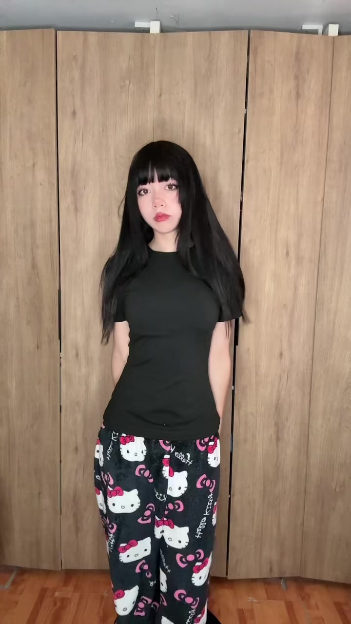 @Jazlyn (。・ω・。)