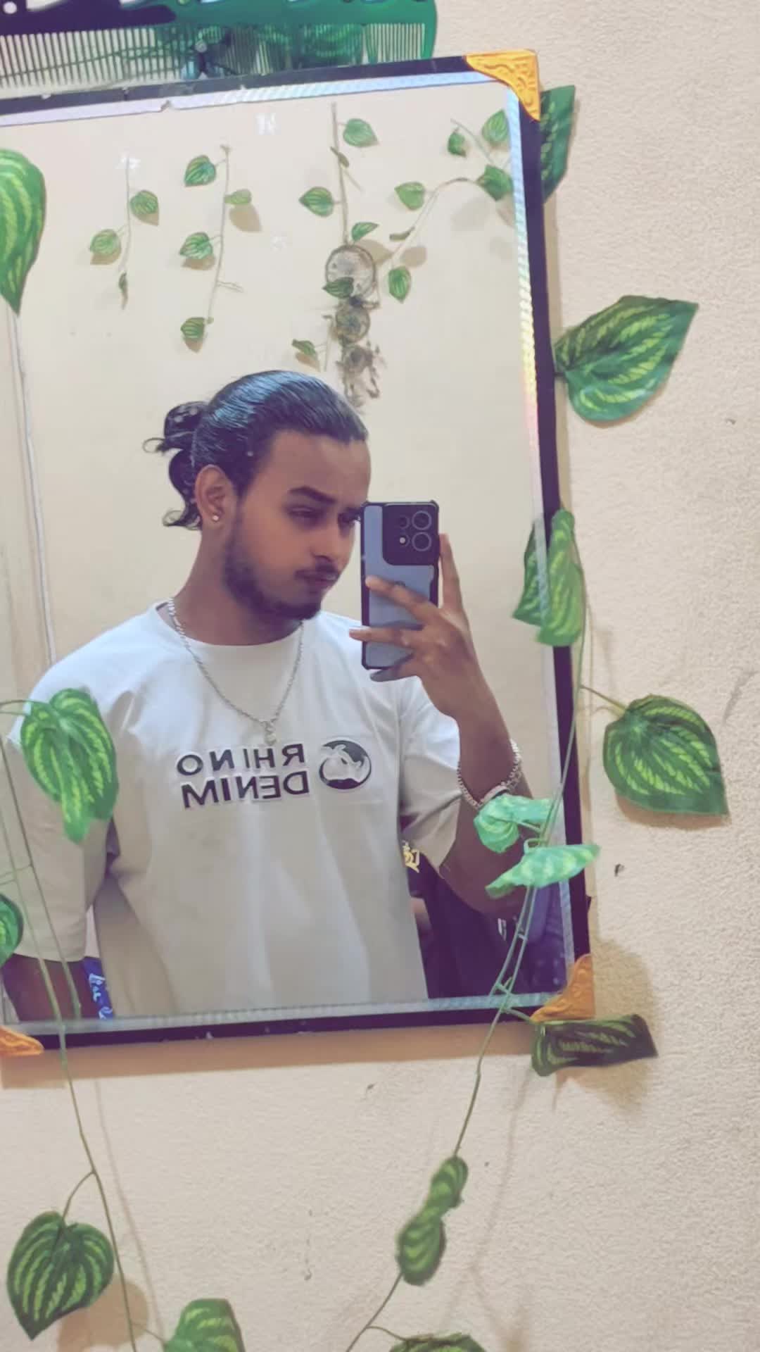 @RAJA 👑
