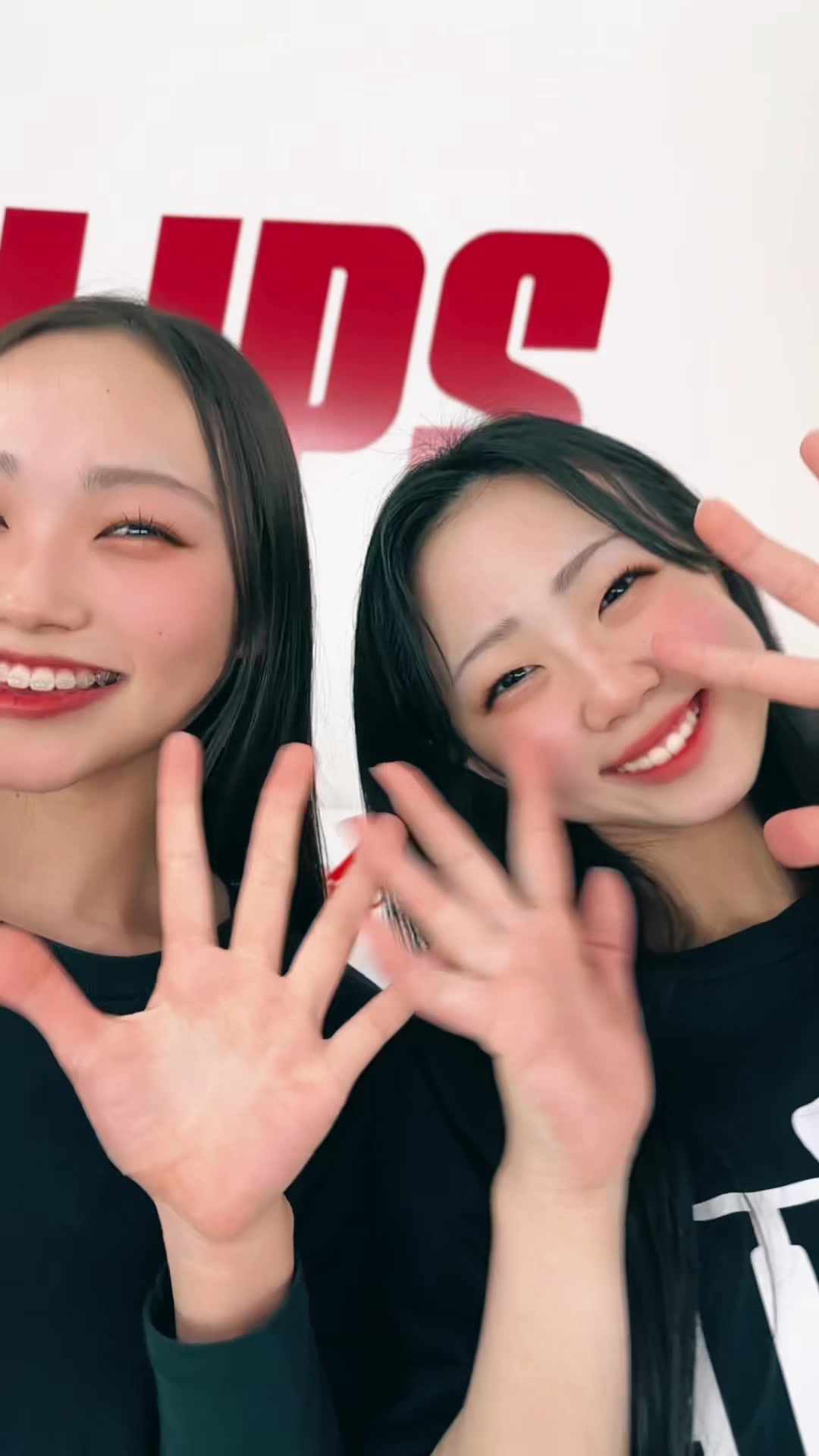 @Lips Dance School