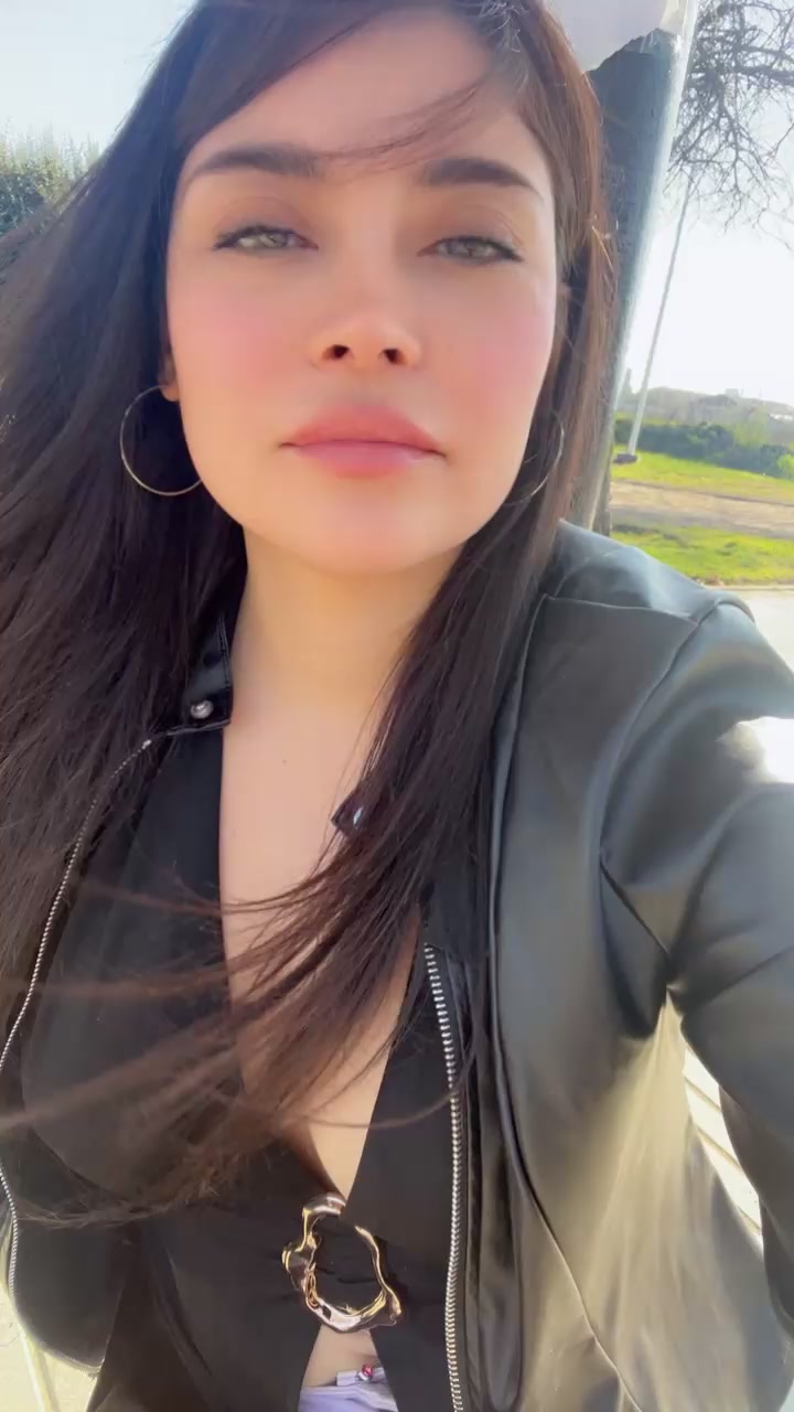 @Sashahoney26