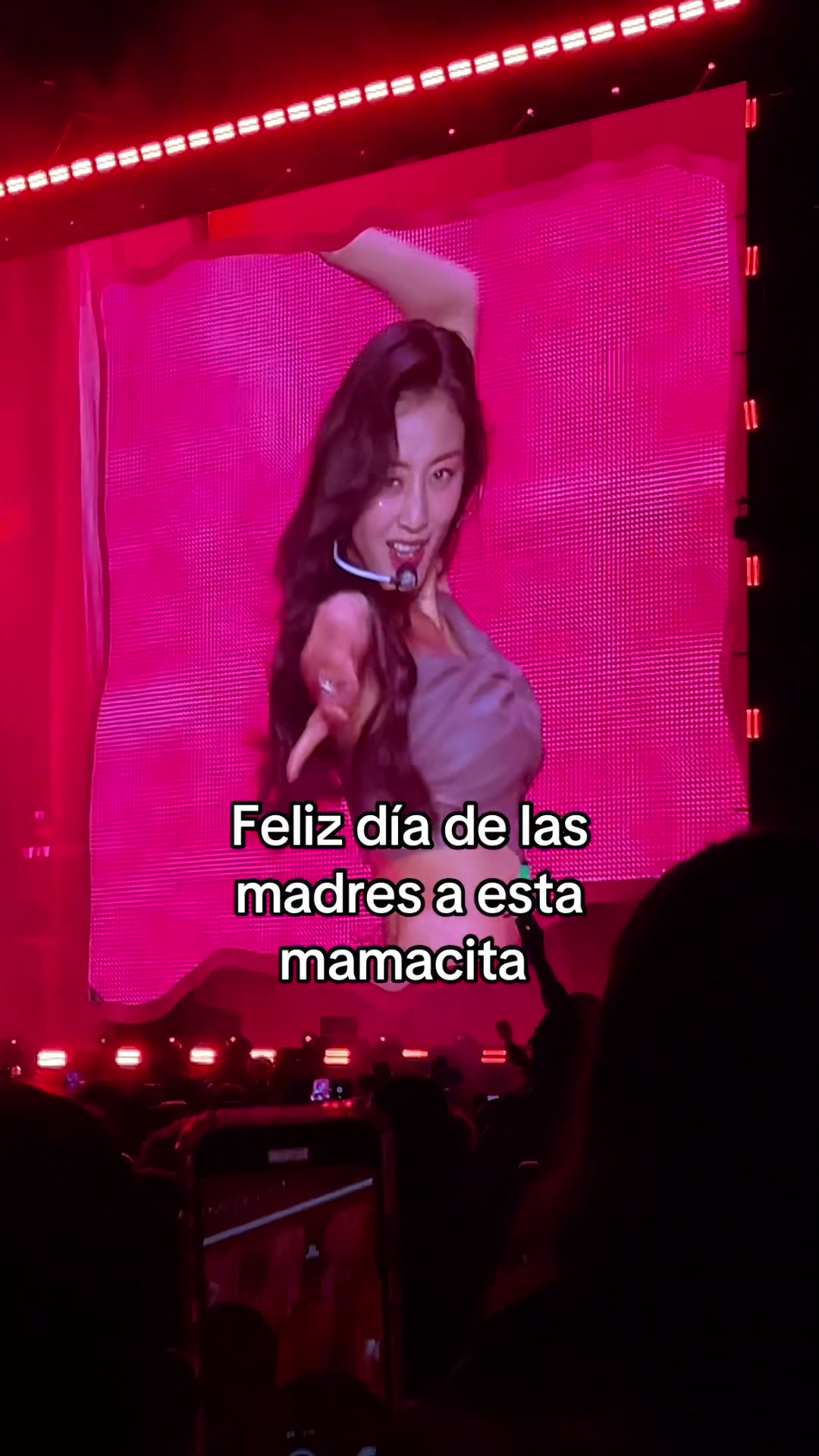 @Moonnie 🌙