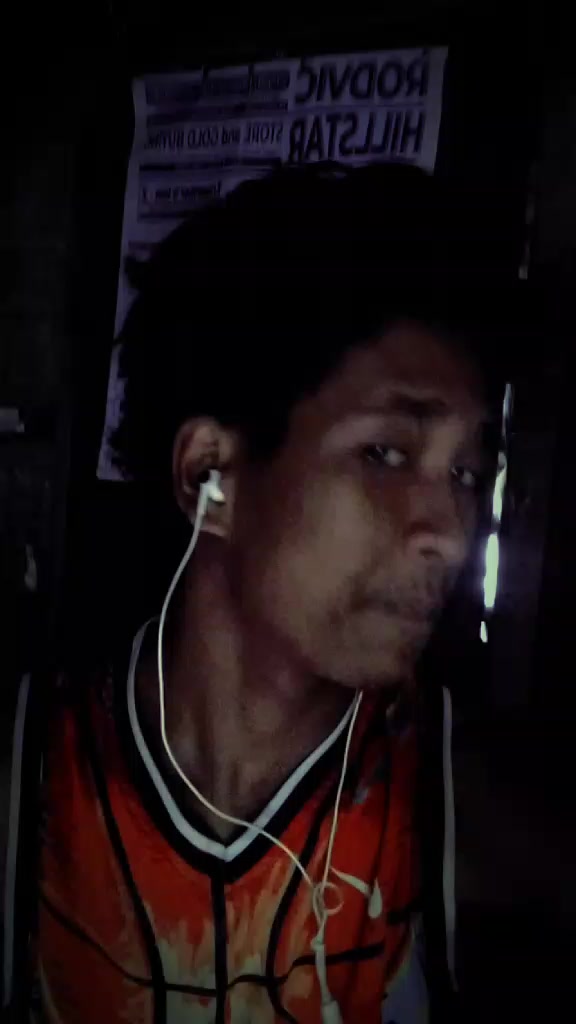 @Ay idol Rogie