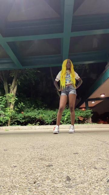 @Gravon_