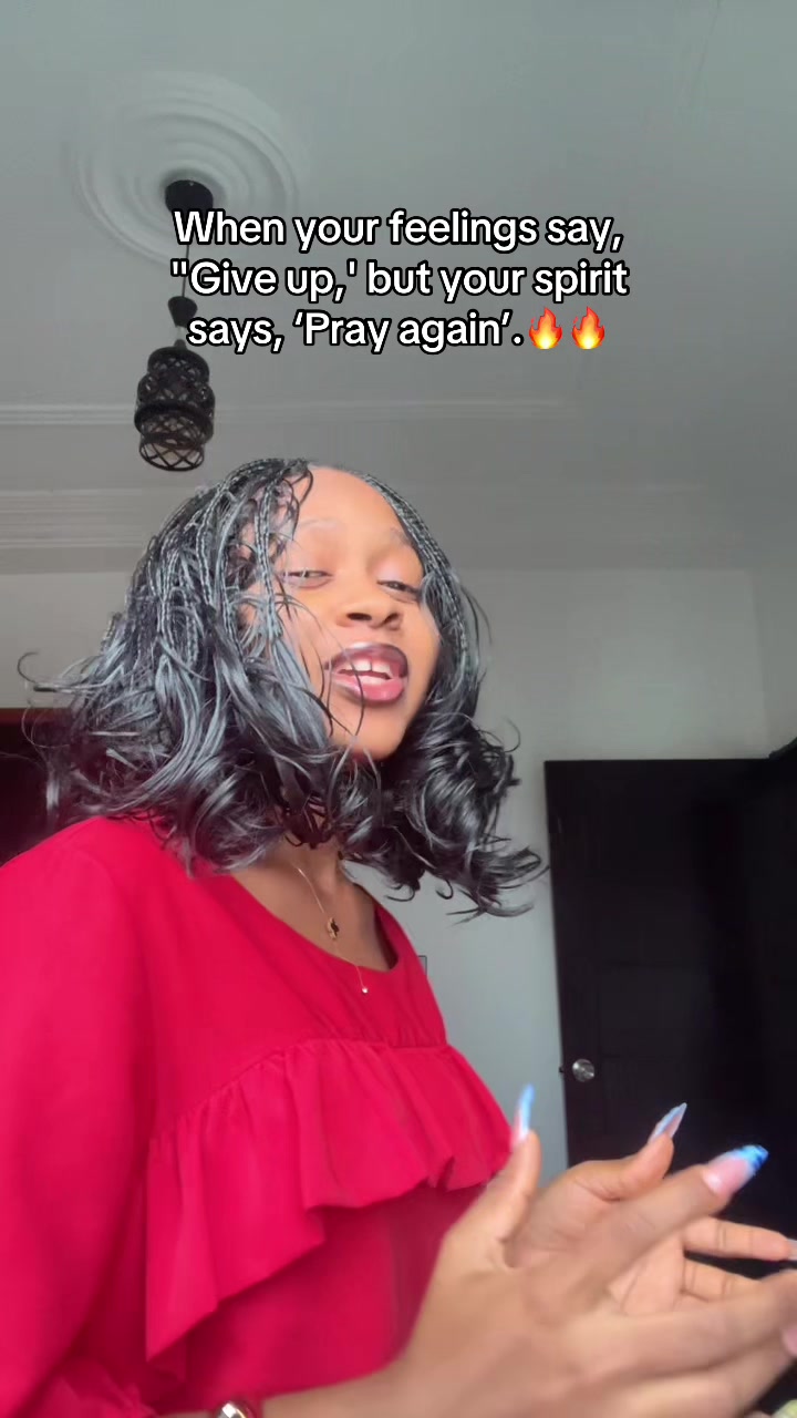 @chucaroline