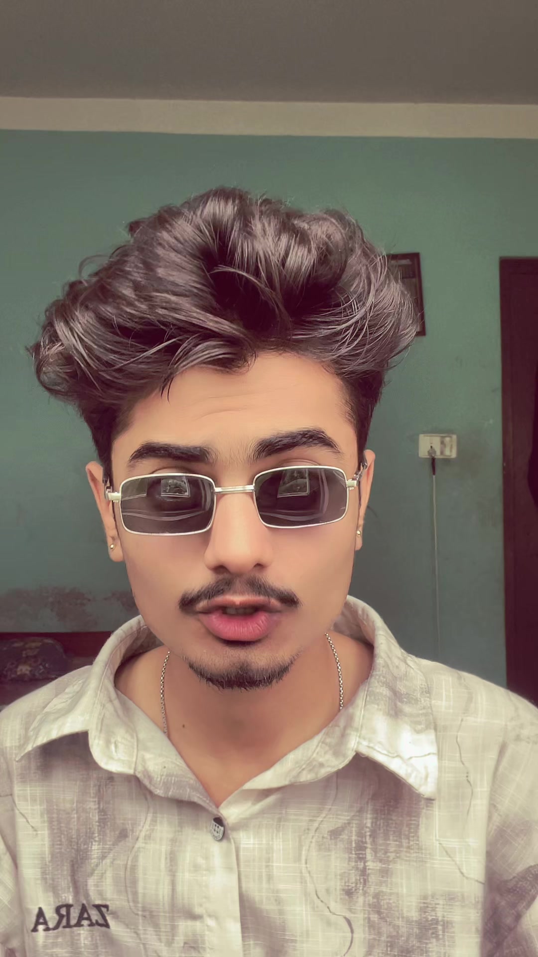 @Handsome__ boy__ priyanshu