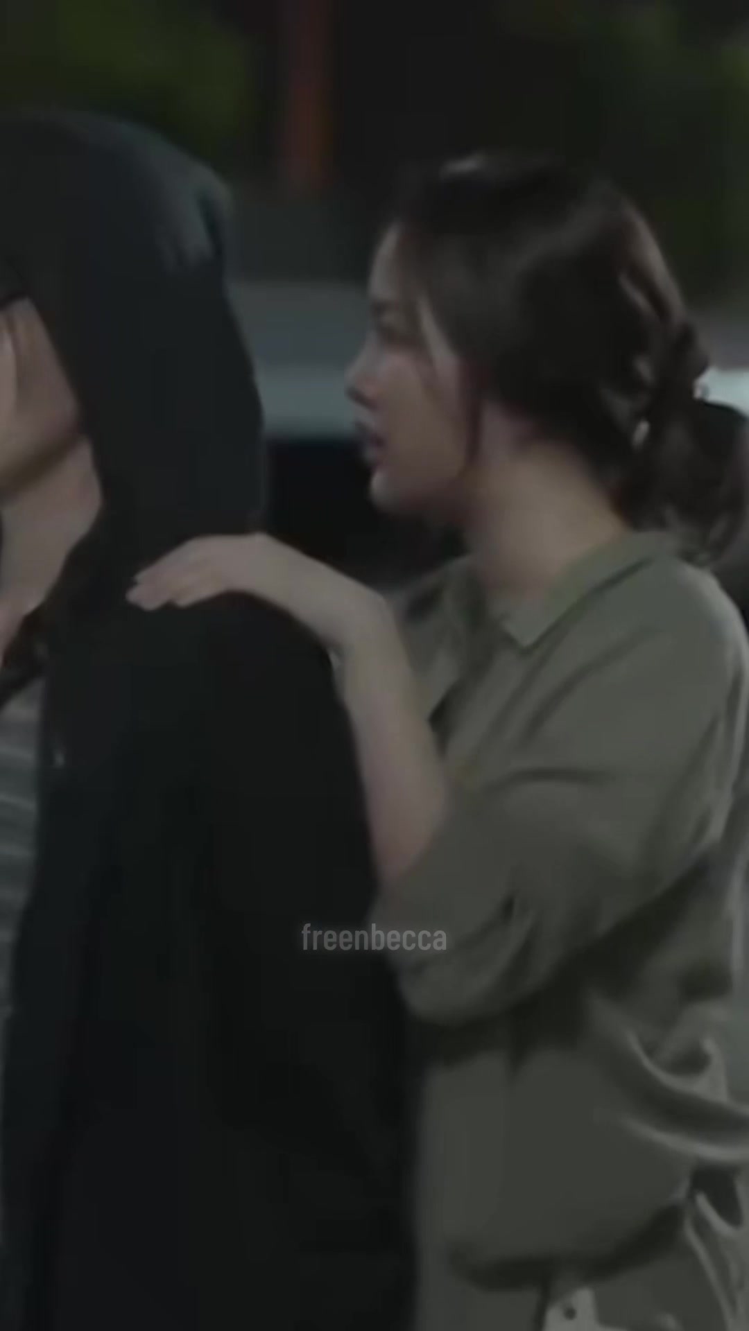 @freenbecca