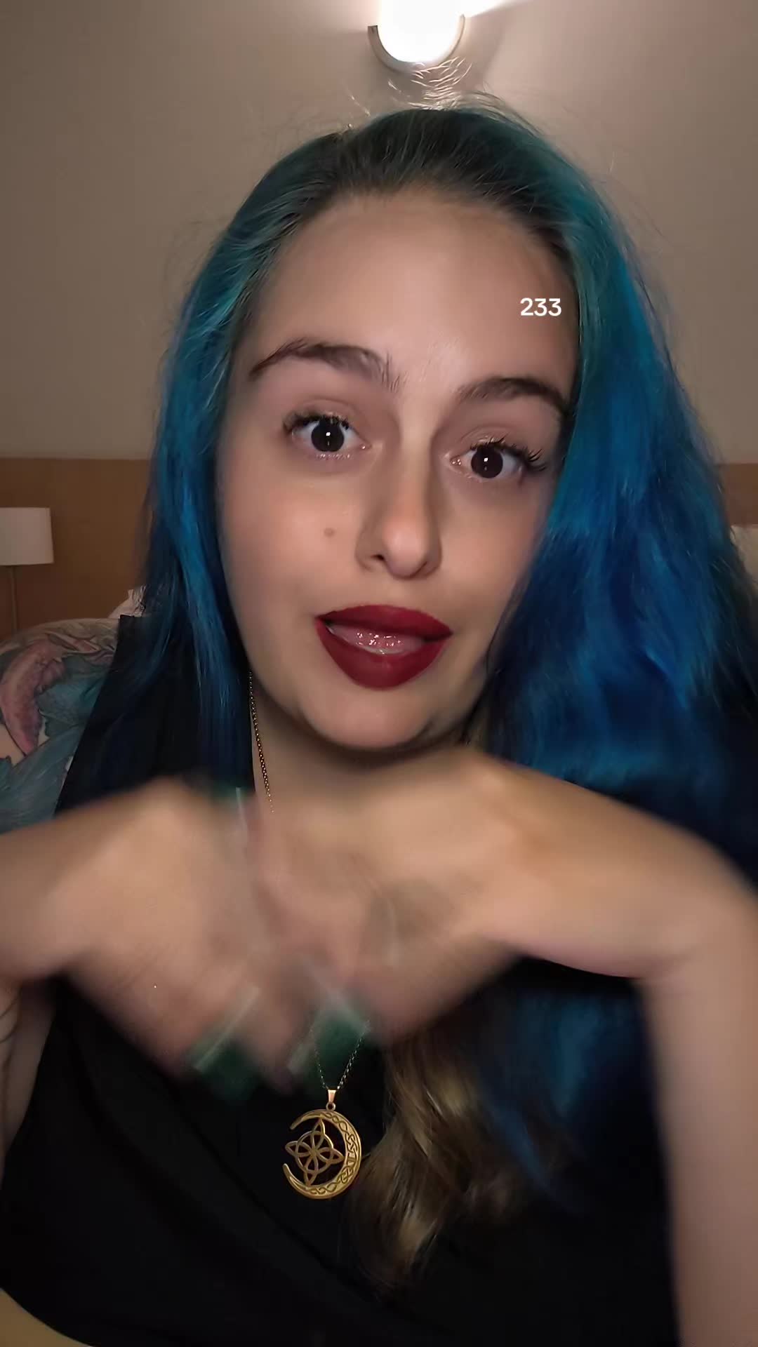 @Elena Benavides