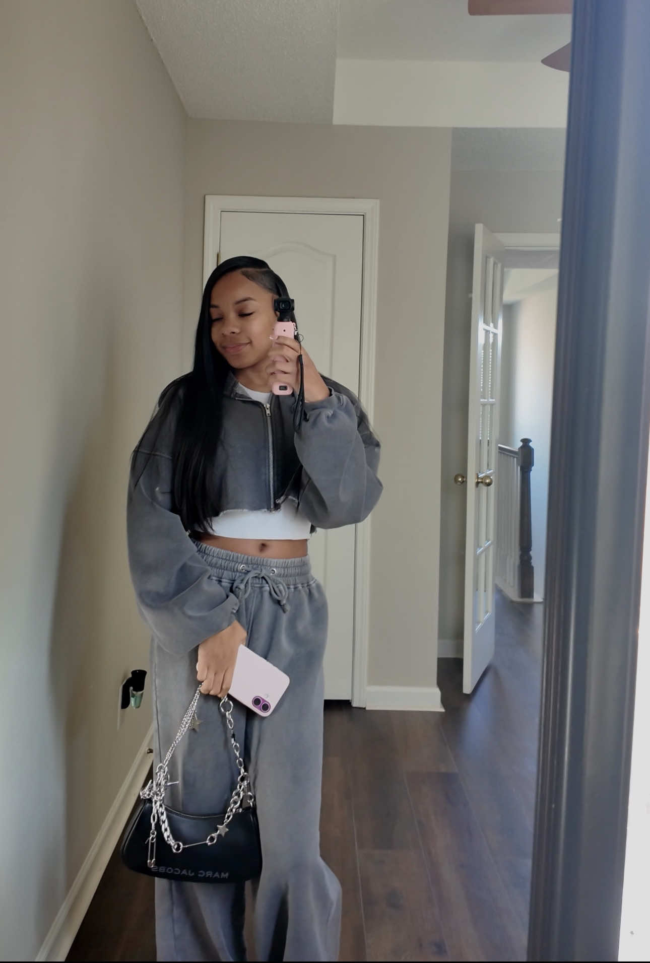 @KennidiLynn