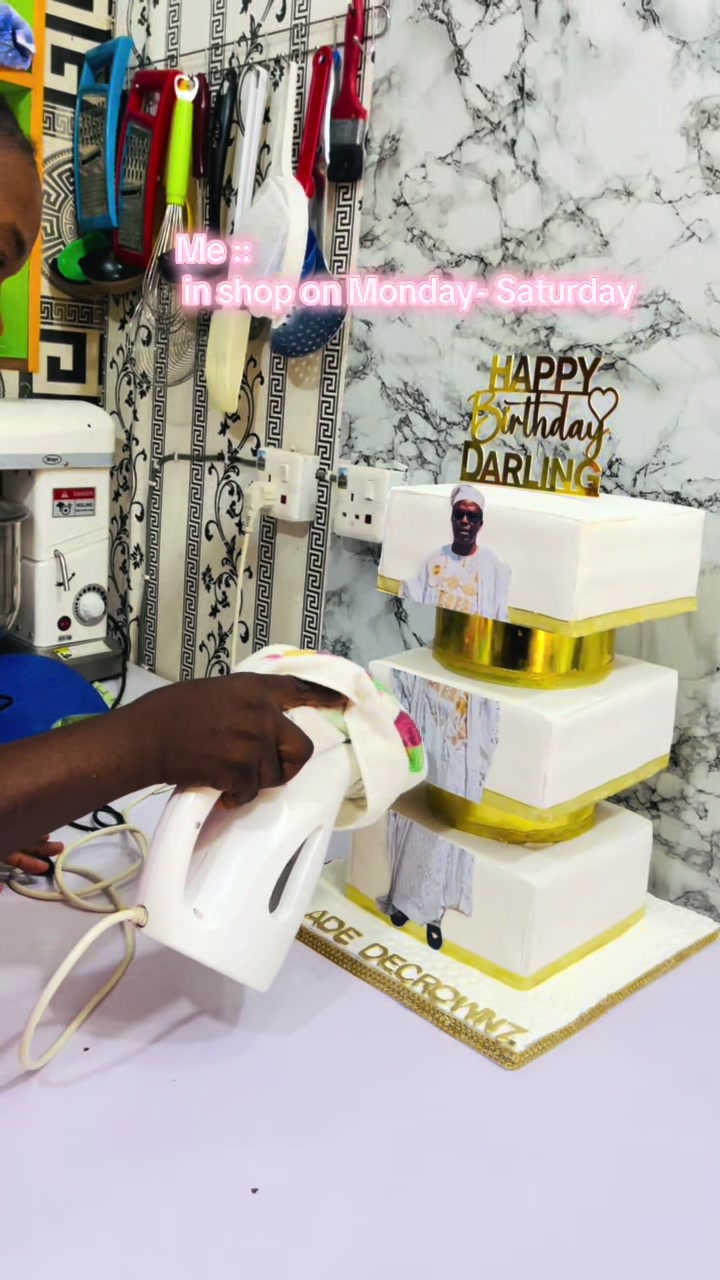 @ILESHA CAKE/SURPRISE PLANNER