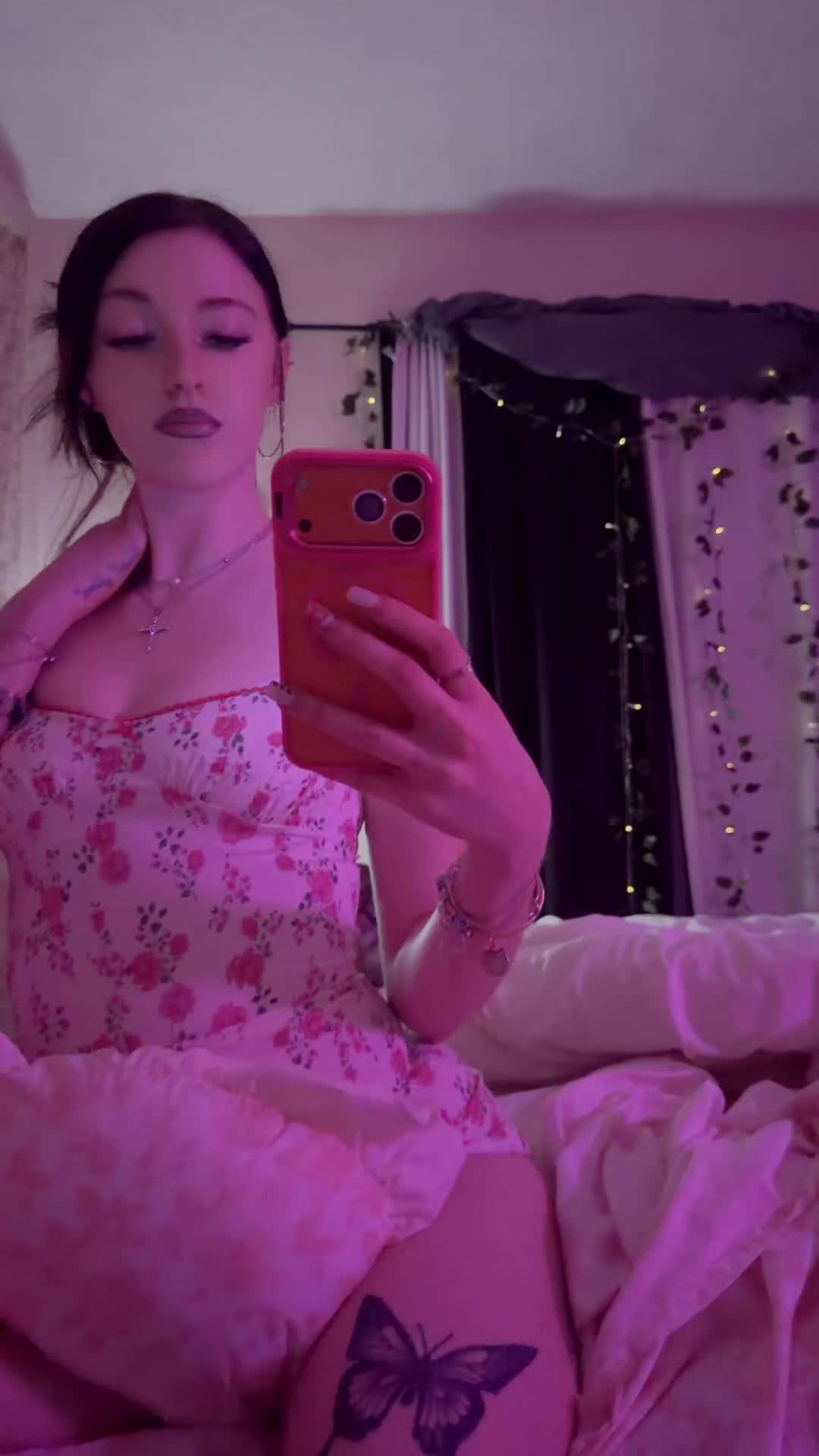 @Kam🍓