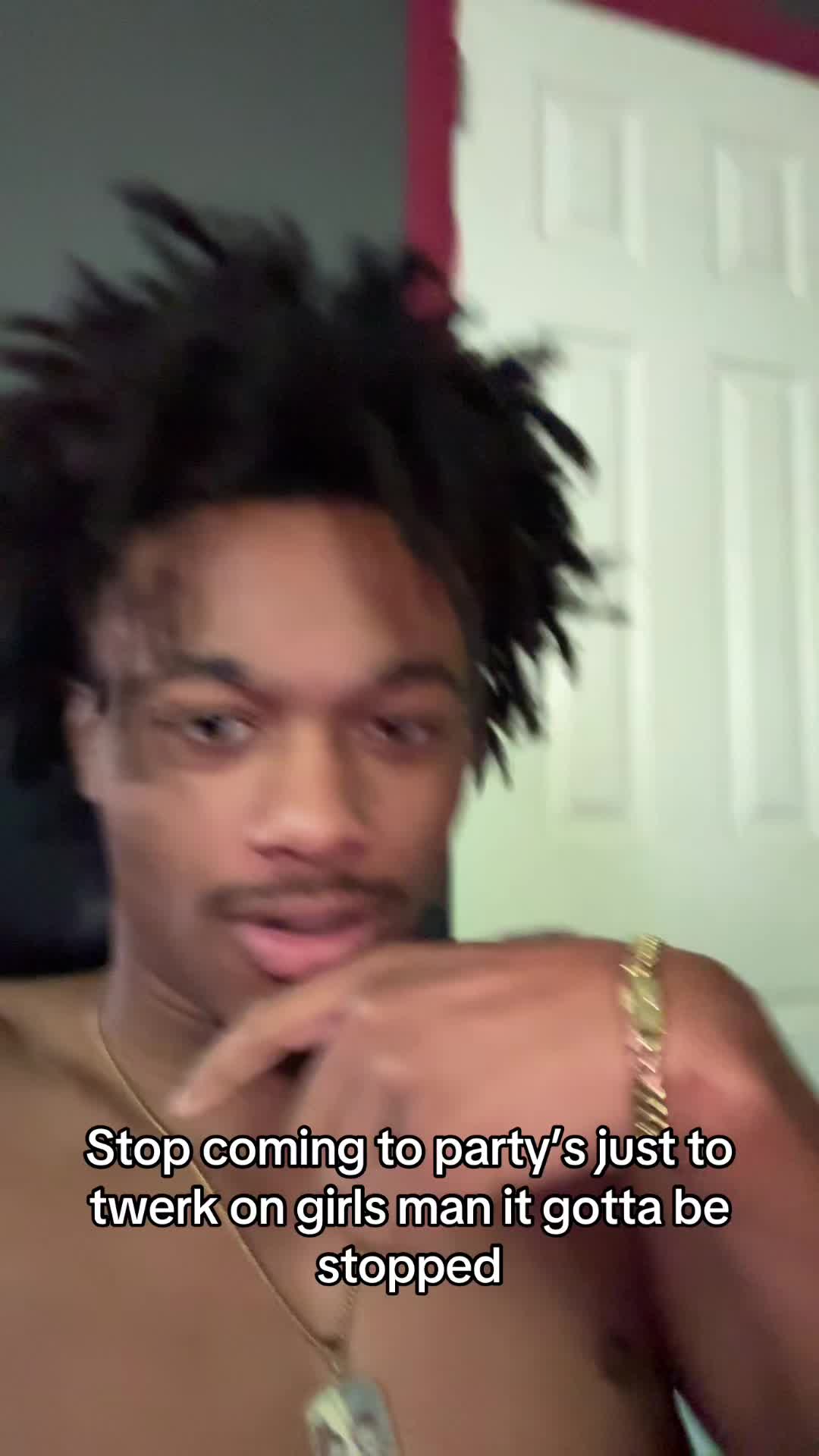 @🦦