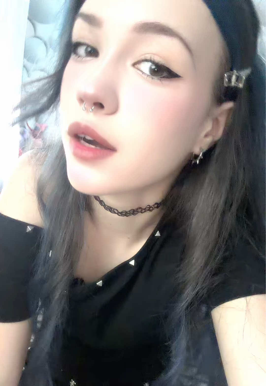 @reivova