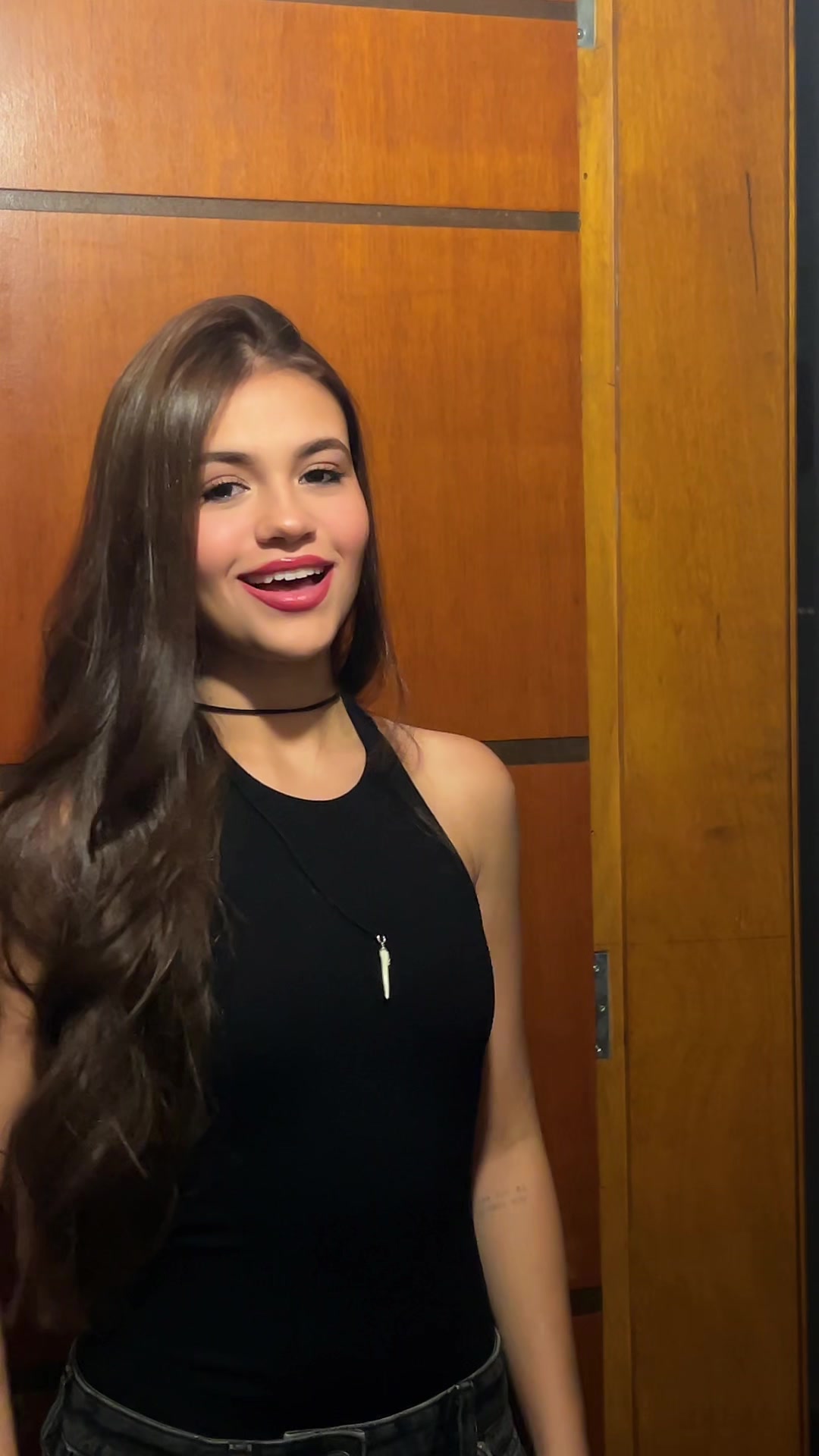 @larissacruzmariano