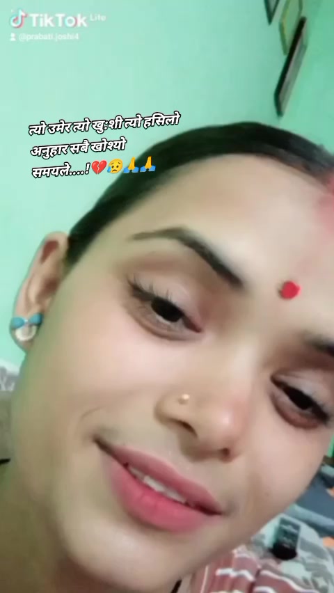 @LaX__मी 💰👀