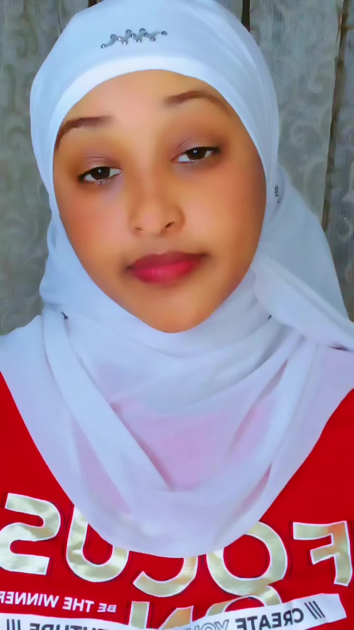 @𝐋𝐨𝐳𝐢𝐢 ❷𝐭𝐡..🌿