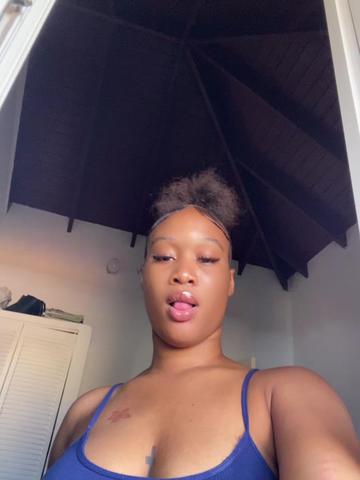 @itz_yourgirl_ren_