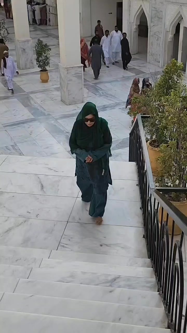 @Durdana Rehman
