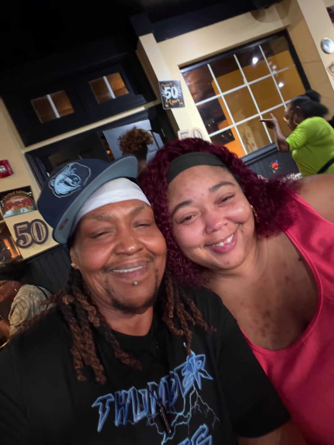 @oneloveshowlove