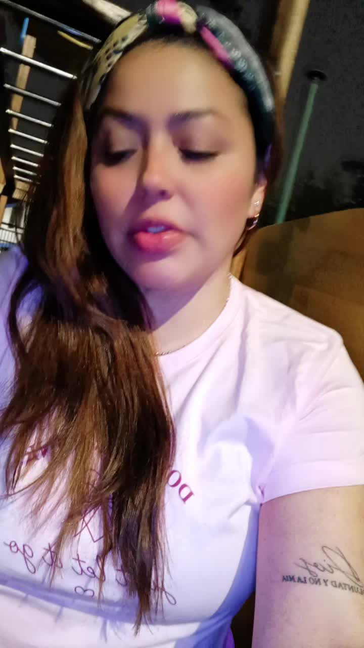 @ANILU🥰